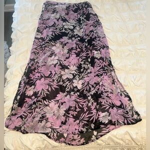 Charlotte Russe Fully-Lined  Women's Floral Maxi Skirt Size Medium